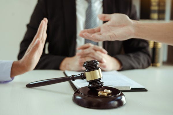El Proceso Judicial de Divorcio por Incompatibilidad de Caracteres